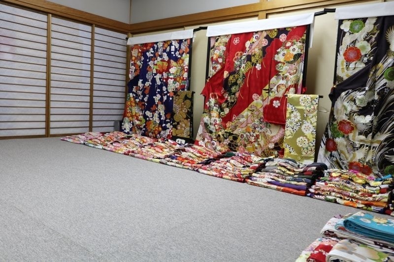 御きもの処 都屋
