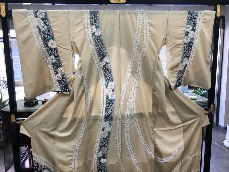 呉服専門の店 いとり