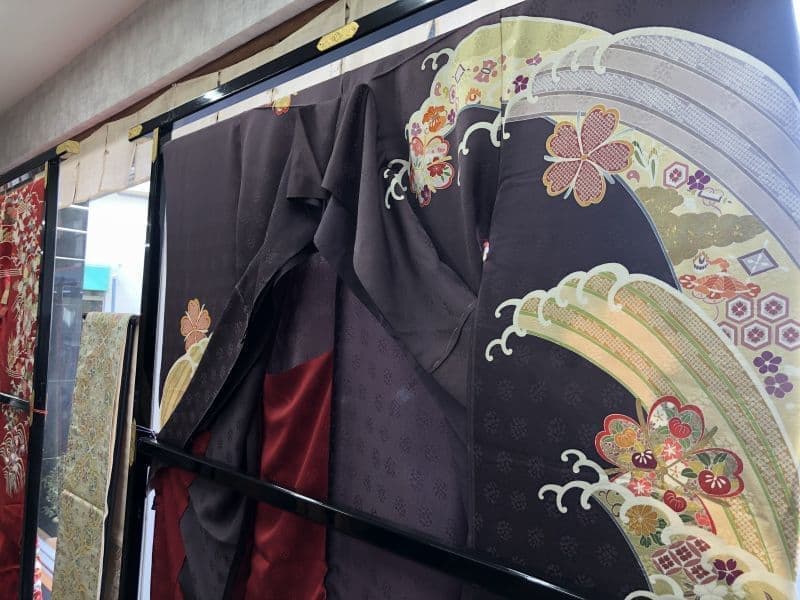 呉服専門の店 いとり