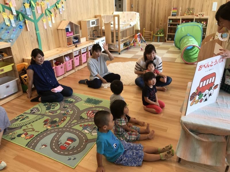 蟹江西子育て支援センターにこにこ