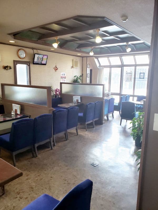 喫茶 們偲(ともしのぶ)