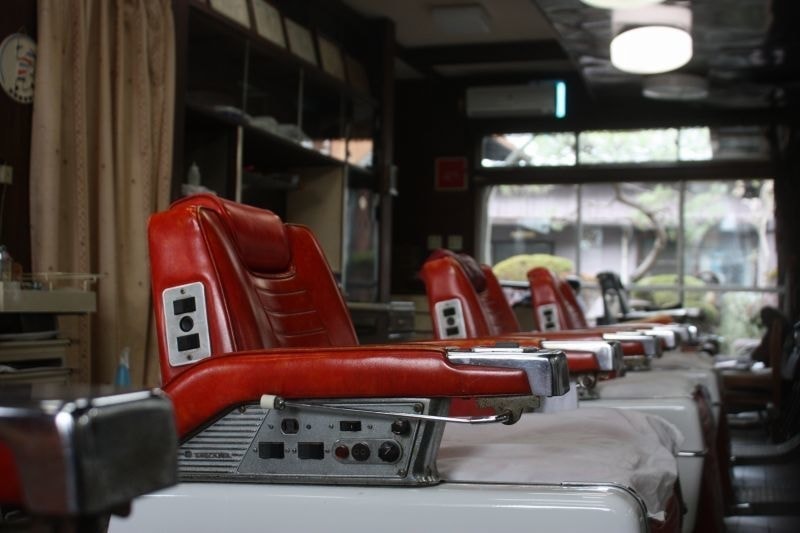 ヘアーサロン 上田